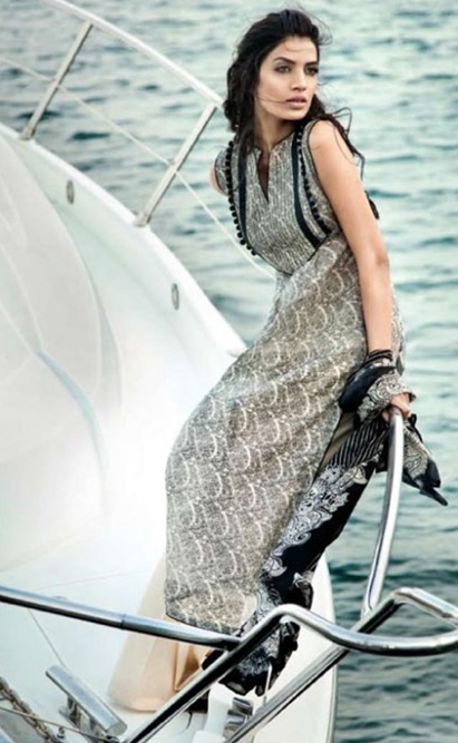 Gul-Ahmeds-Summer-Collection-2010-1-13-500x812