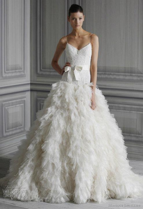 wedding-dresses-Bridal-Bouquets-ideas-rings-happy-love-romantic-04