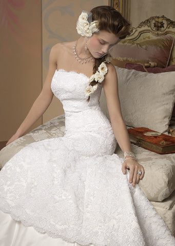 wedding-dresses-Bridal-Bouquets-ideas-rings-happy-love-romantic-17