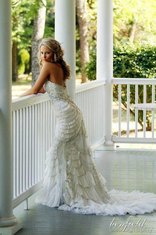 wedding-dresses-Bridal-Bouquets-ideas-rings-happy-love-romantic-23