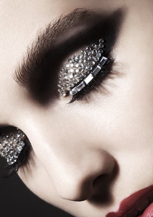 eyes-glitter-sparkle-beauty