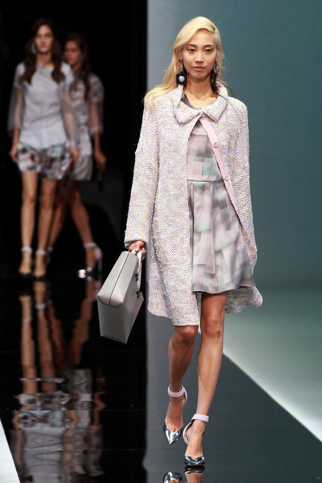 emporio-armani-runway-milan-fashion-20120920-052746-993