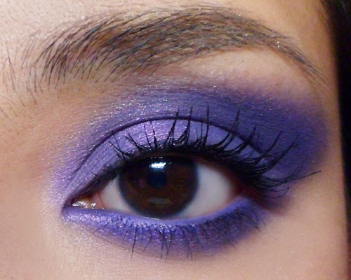 violet-eye-makeup-brown-eyes