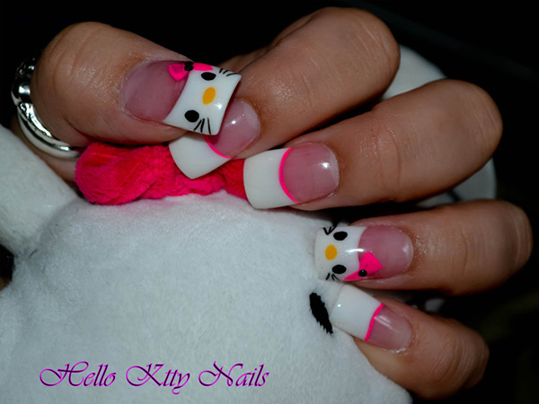 cute-hello-kitty-nails